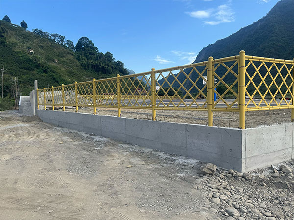 栏杆AH-42 博屋玛国小新建操场工程